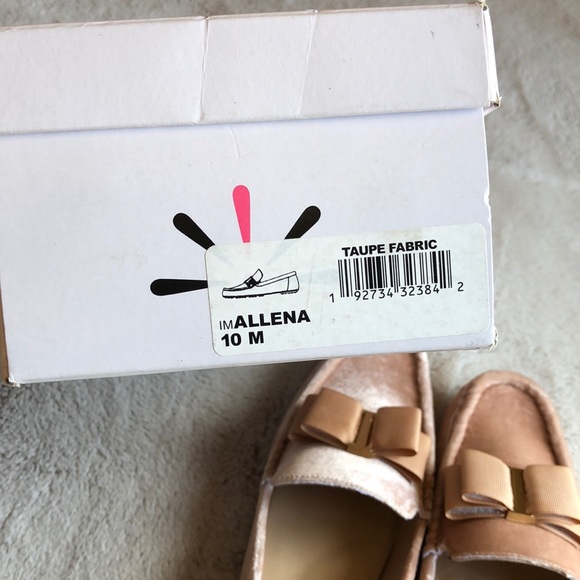 🎀 Velvet Moccasins with Grosgrain Bow 🎀 - Picture 9 of 12